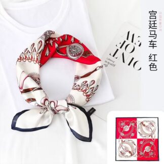 ❤️ ผ้าพันคอโทนแดง–ครีม ลายเครื่องประดับวินเทจ ❤️✨ เนื้อผ้านุ่มลื่น เงาสวย